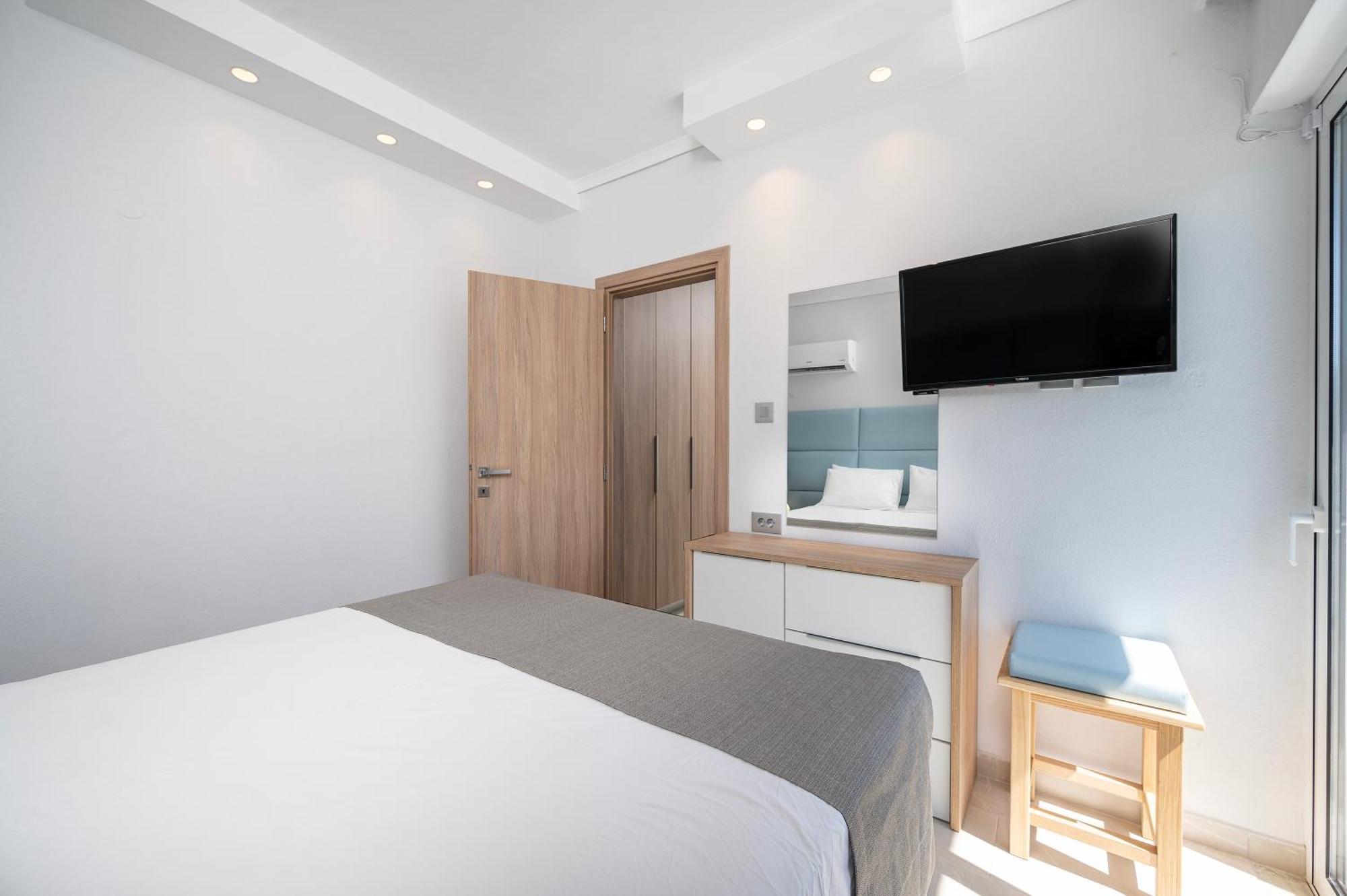 Poseidon Deluxe Apartments Kos Town Exterior photo